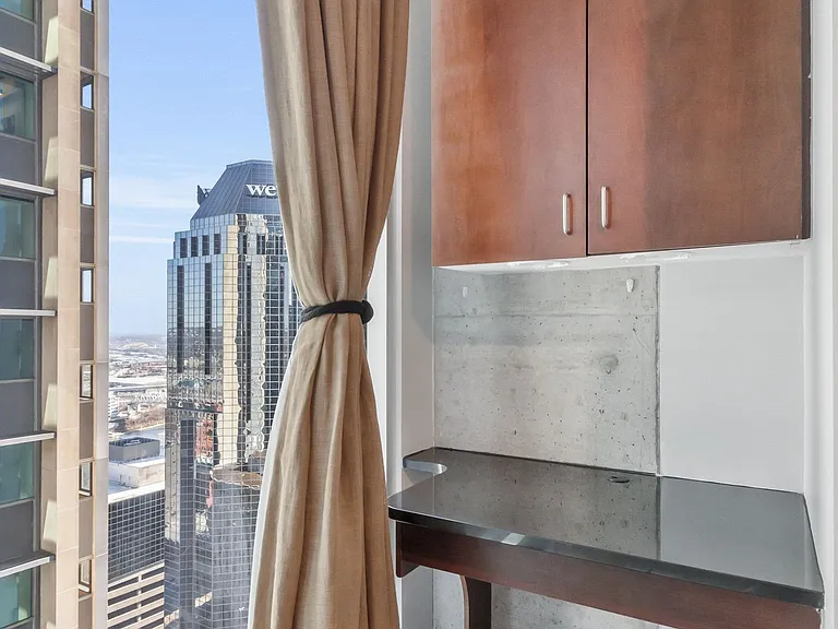 415 Church St #2107 — Photo 16