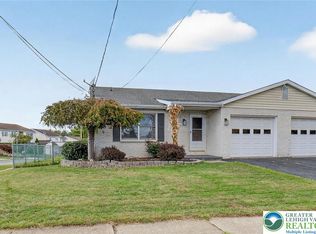 1026 Oak St, Coplay, PA 18037