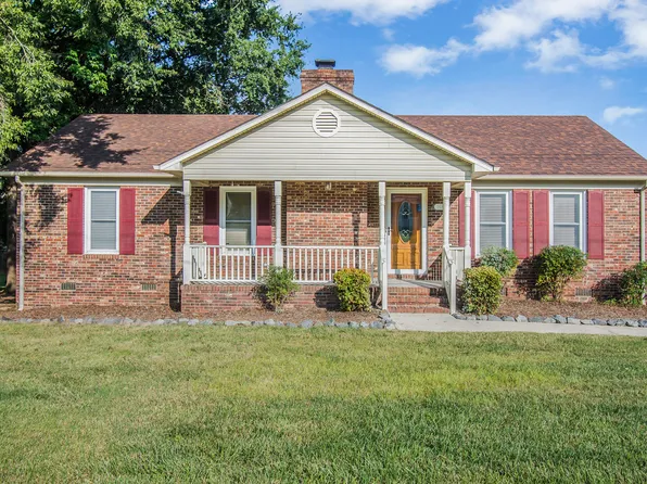 1422 Midlake Ave, Kannapolis, NC 28083