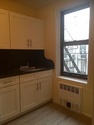 Rented by BRICK & GALO REALTY CORP | media 17