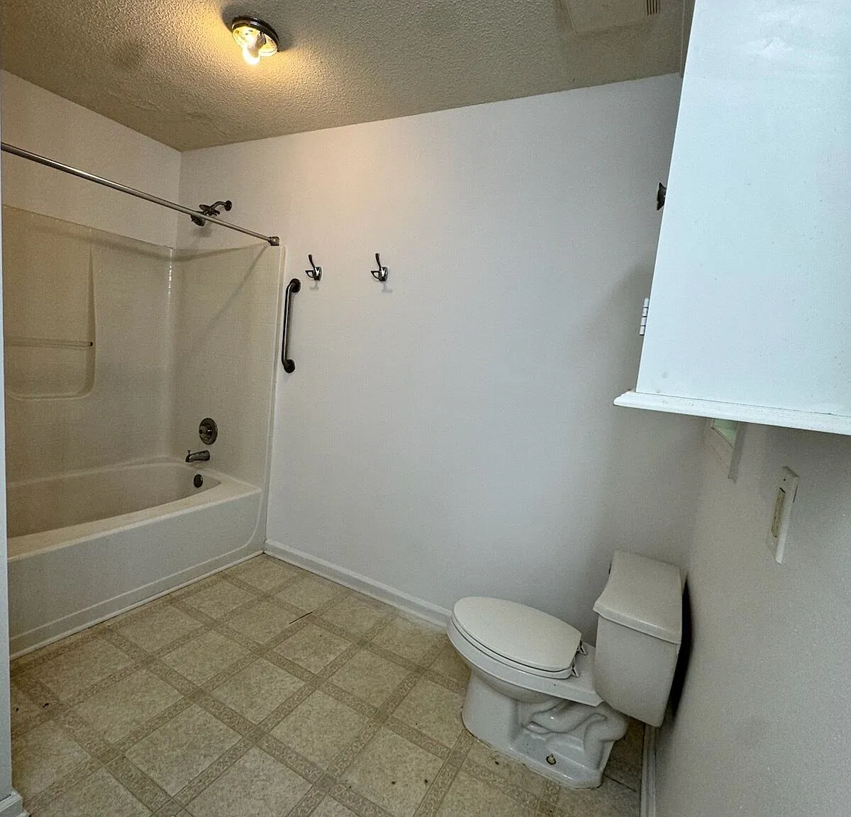 3 bed, 2.0 bath, 1378 sqft, $1,775 — Photo 4