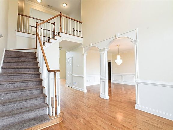 5th image of 1427 Greenridge Trl
