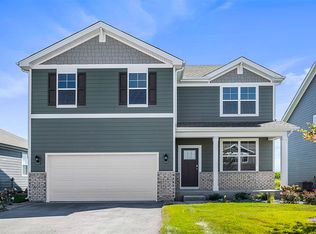 2643 Camelback Dr, Pingree Grove, IL