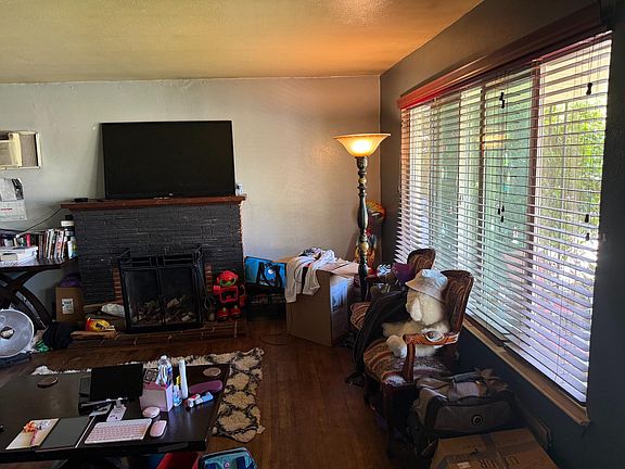 3rd image of 1600 65th Ave