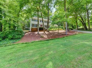 295 Mark Trl, Sandy Springs, GA 30328
