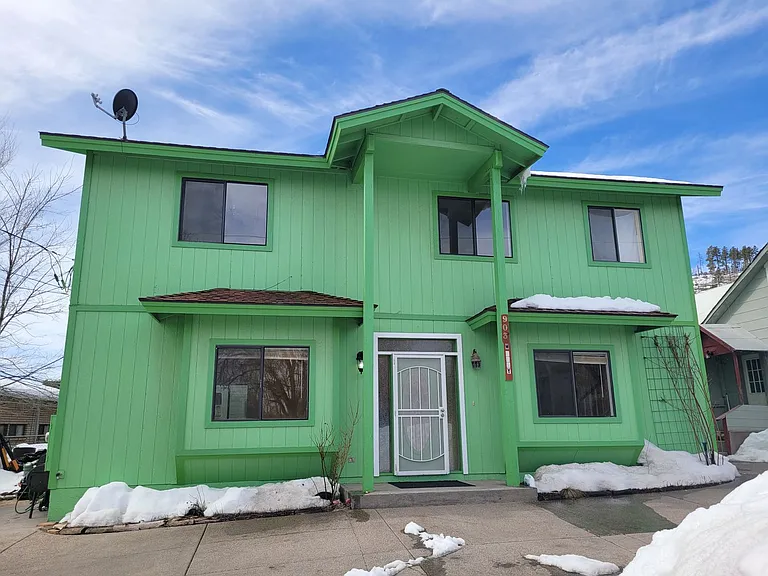 903 W Clay Ave — Photo 2