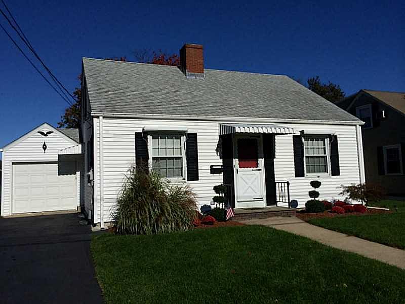 1st image of 88 Miller Ave E
