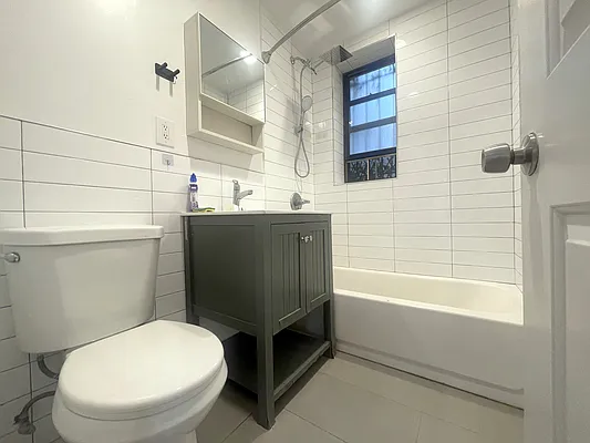 Rented by Corcoran | media 1