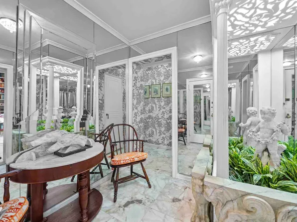 419 East 57th Street image 22 of 29