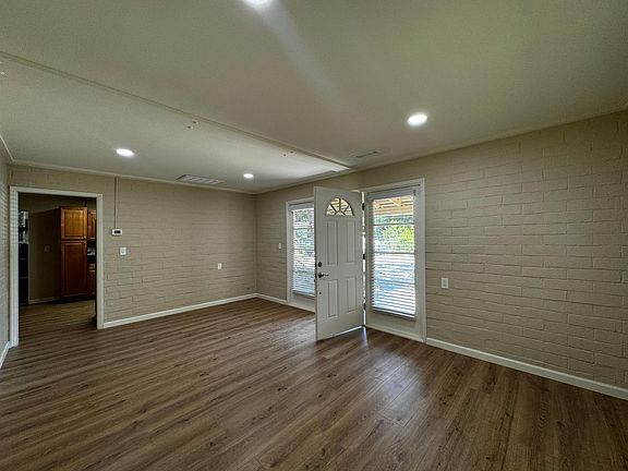 4th image of 501 Gravenstein Hwy N #C
