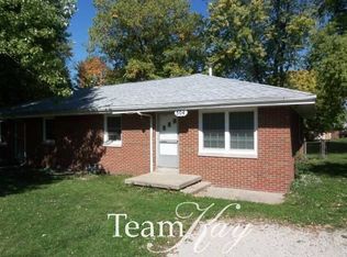 504 Airport Rd, Urbana, IL 61802