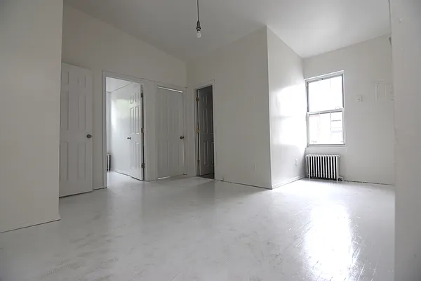 Rented by The Agency | media 7