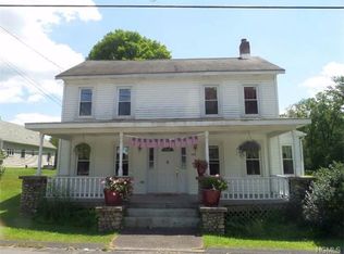 708 Burlingham Rd, Bloomingburg, NY 12721