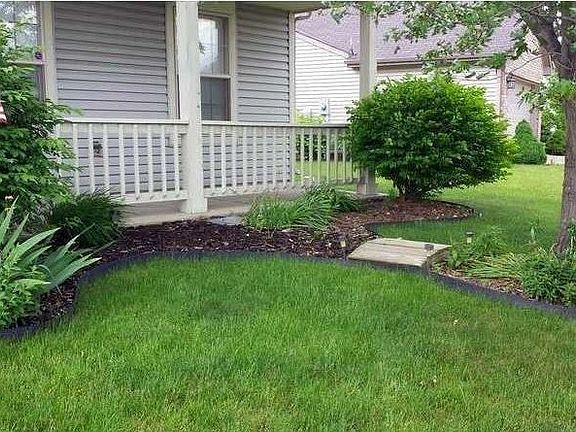 3rd image of 9616 Frontier St