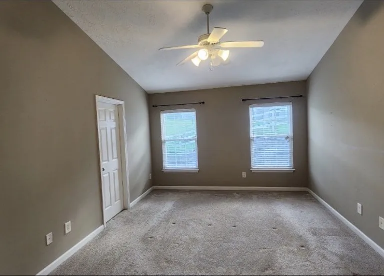 2035 Shaylin Loop — Photo 13