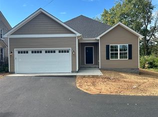 775 Moorman Ln, Bowling Green, KY 42101