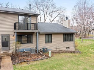 4330 Arden View Ct, Arden Hills, MN 55112