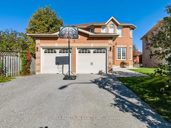 5 Widgeon St, Barrie, ON L4N 8W7