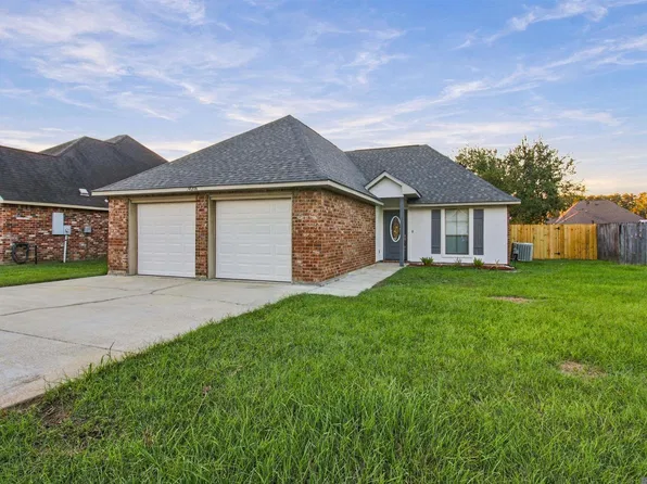 34206 Hawks Cv, Denham Springs, LA 70706