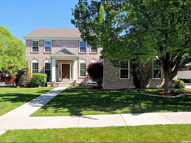 1st image of 393 E Cranberry Hill Dr