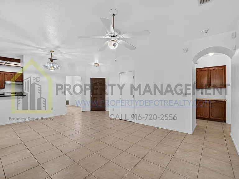 8072 Bothwell Dr — Photo 25