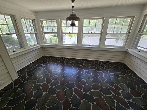 5th image of 1368 Boilvin Ave