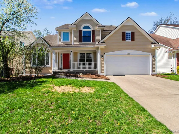 4880 S Ridgeside Cir, Ann Arbor, MI 48105