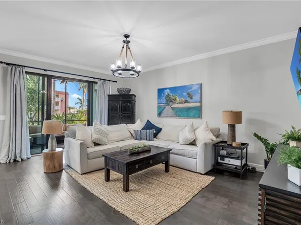 985 Sandpiper ST SW #I103, NAPLES, FL 34102