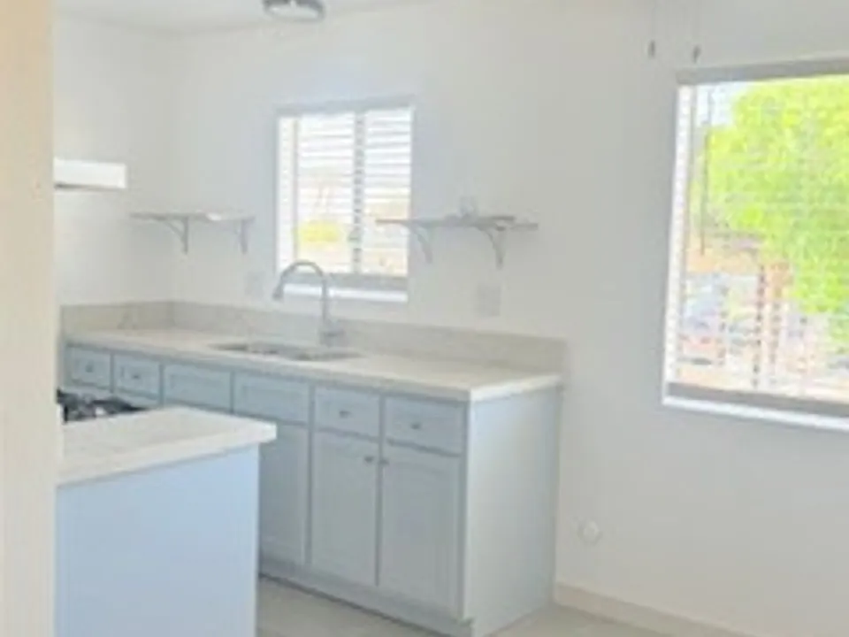 1603 W 224th St - Move In Special!
