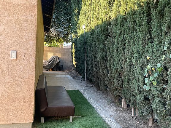 3rd image of 15313 Bellflower Blvd #1/2