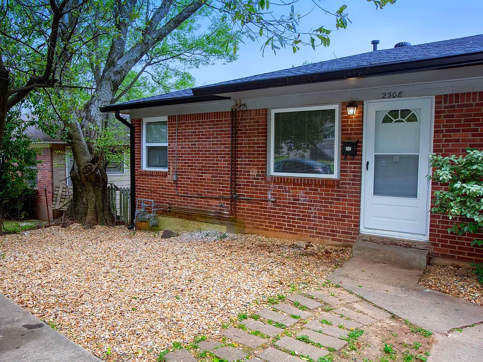 2308 Blackwood Rd