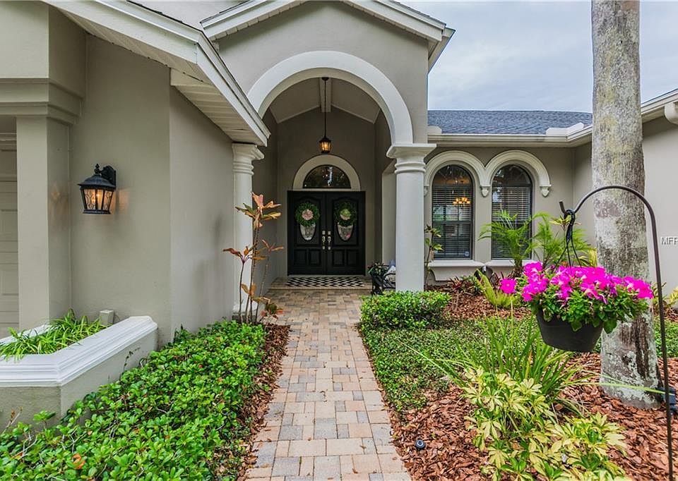 1st image of 16140 Carden Dr