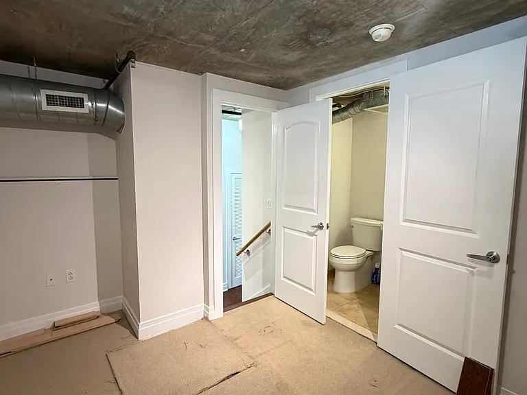 301 Massachusetts Ave NW #402 — Photo 14