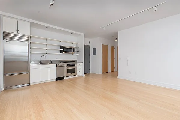 Rented by Two Trees | media 11