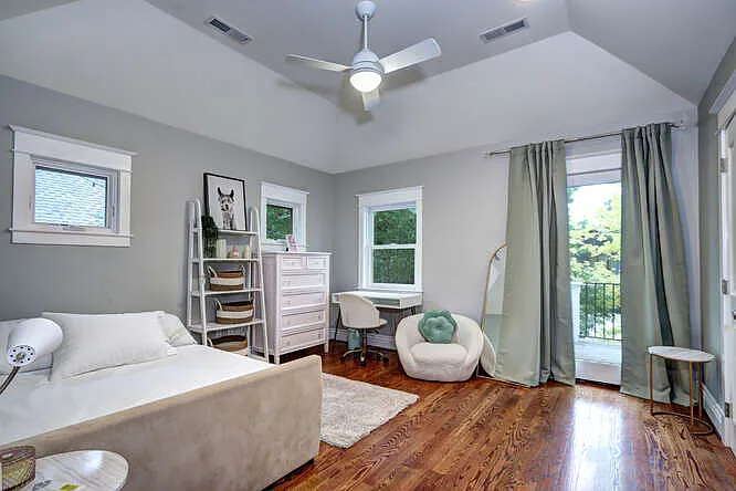 510 Hawthorn Ave — Photo 32