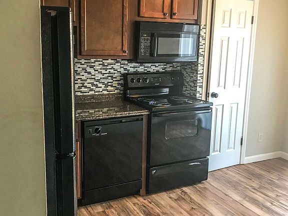 2nd image of 10064 Squire Meadows Dr APT 8