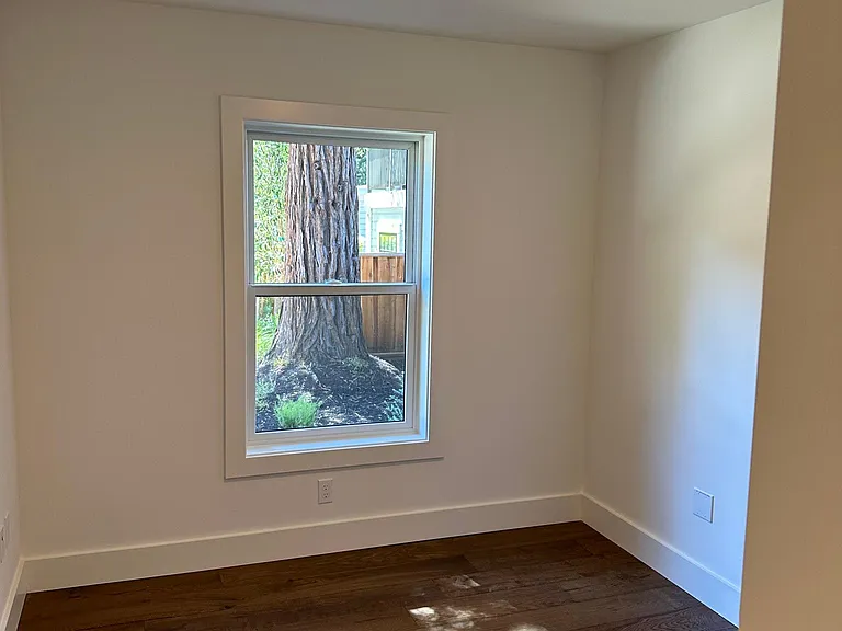 119 El Centro — Photo 12