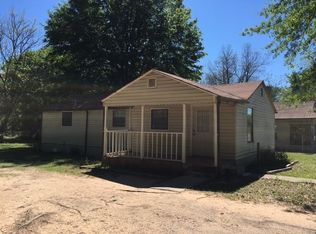 104 Wingate Ln, Longview, TX 75602