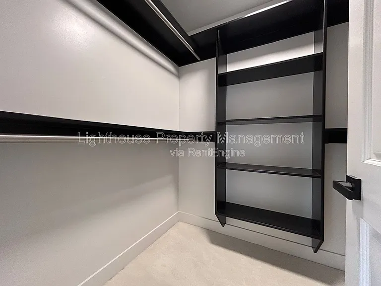 1505 N Green Creek Rd — Photo 35
