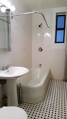 Rented by Hillel Realty Group | media 30