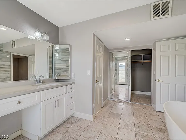 6635 Costa Brava Rd #0 — Photo 33