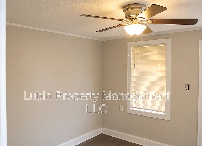 1575 Cella St — Photo 3