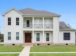 600 Ridgelake Dr, Metairie, LA 70001