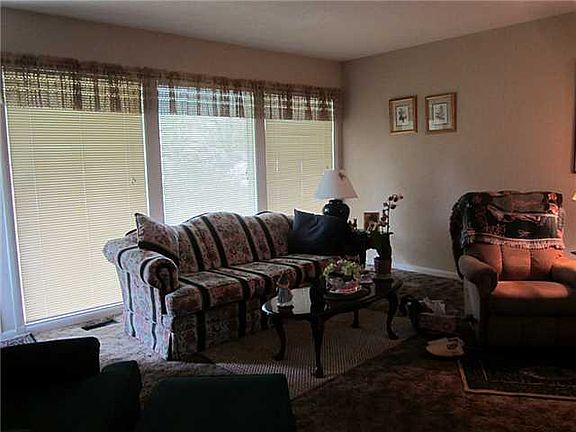 5th image of 3730 Manchester Blvd