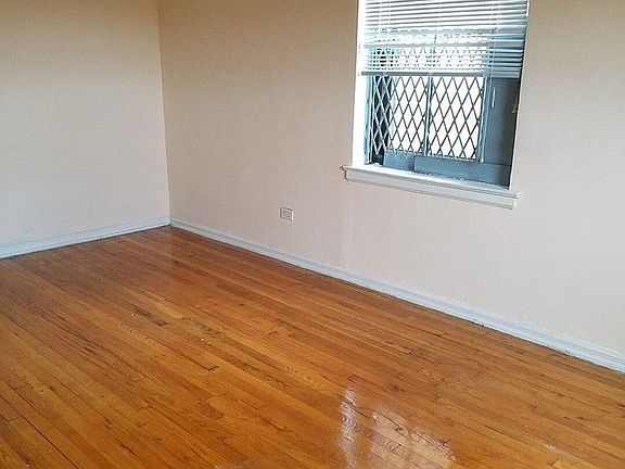 5th image of 212-12 73rd Ave APT 5D