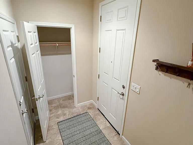 1010 Vanilla Walkway — Photo 21