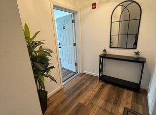102 Clements Bridge Rd #B, Barrington, NJ 08007