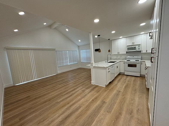 Fully remodeled Kitchen