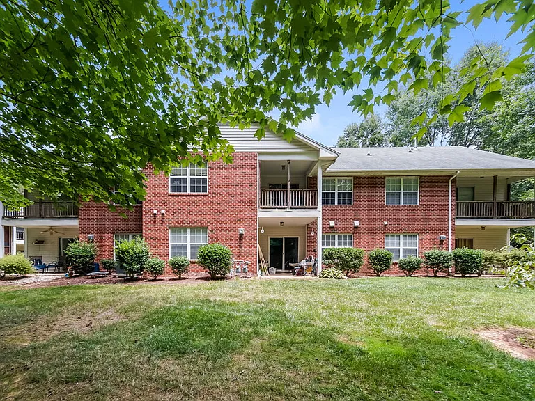 5123 Rina Ct — Photo 15