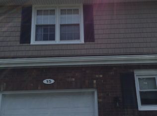 15 Davenport Rd, West Hartford, CT 06110